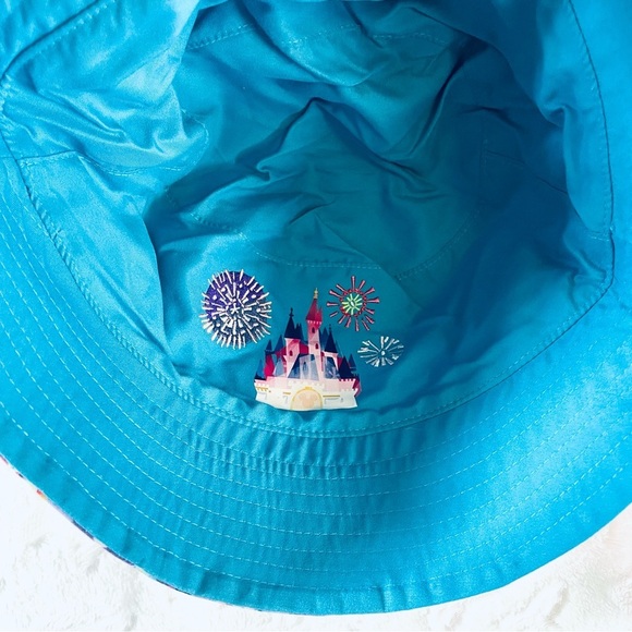 ππ‘ NWT Disney Bucket Hat, Reversible by Joey Chou - Stitch, Mickey, Dumbo, etc - Picture 8 of 12
